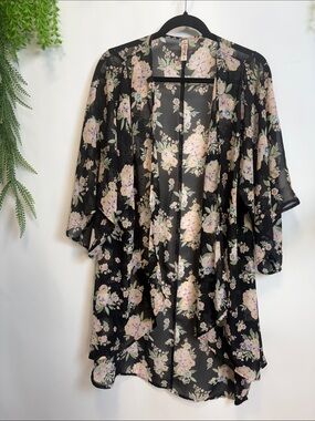 Mudd Black Sheer Floral Kimono with Pale Pink and Green Blooms